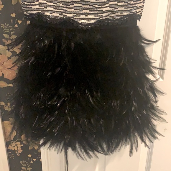 Elisa B Stunning Girls Feather Dress (Like new) - Picture 4 of 7
